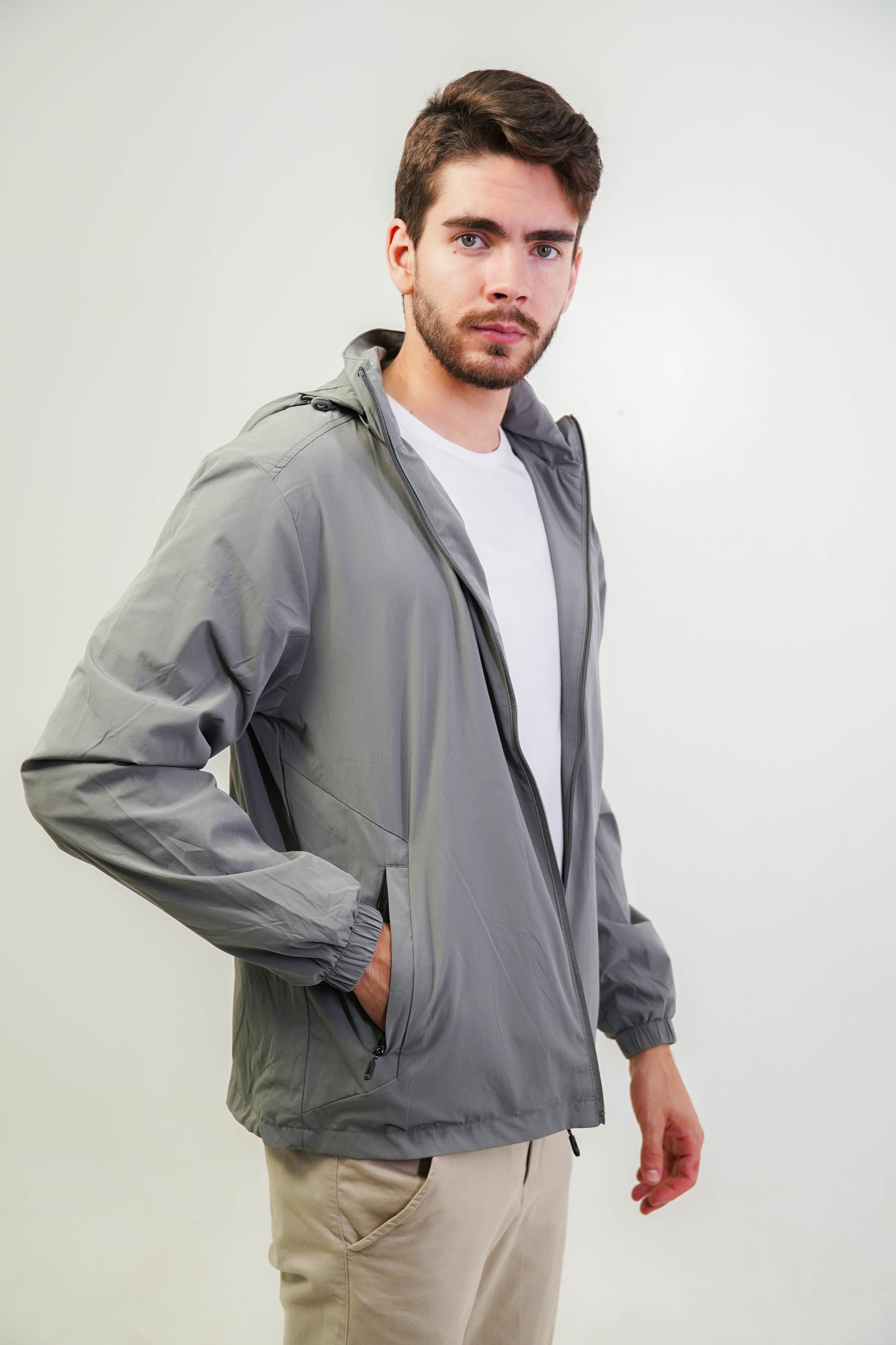 JAQUETA ESSENTIAL CASACO CORTA VENTO