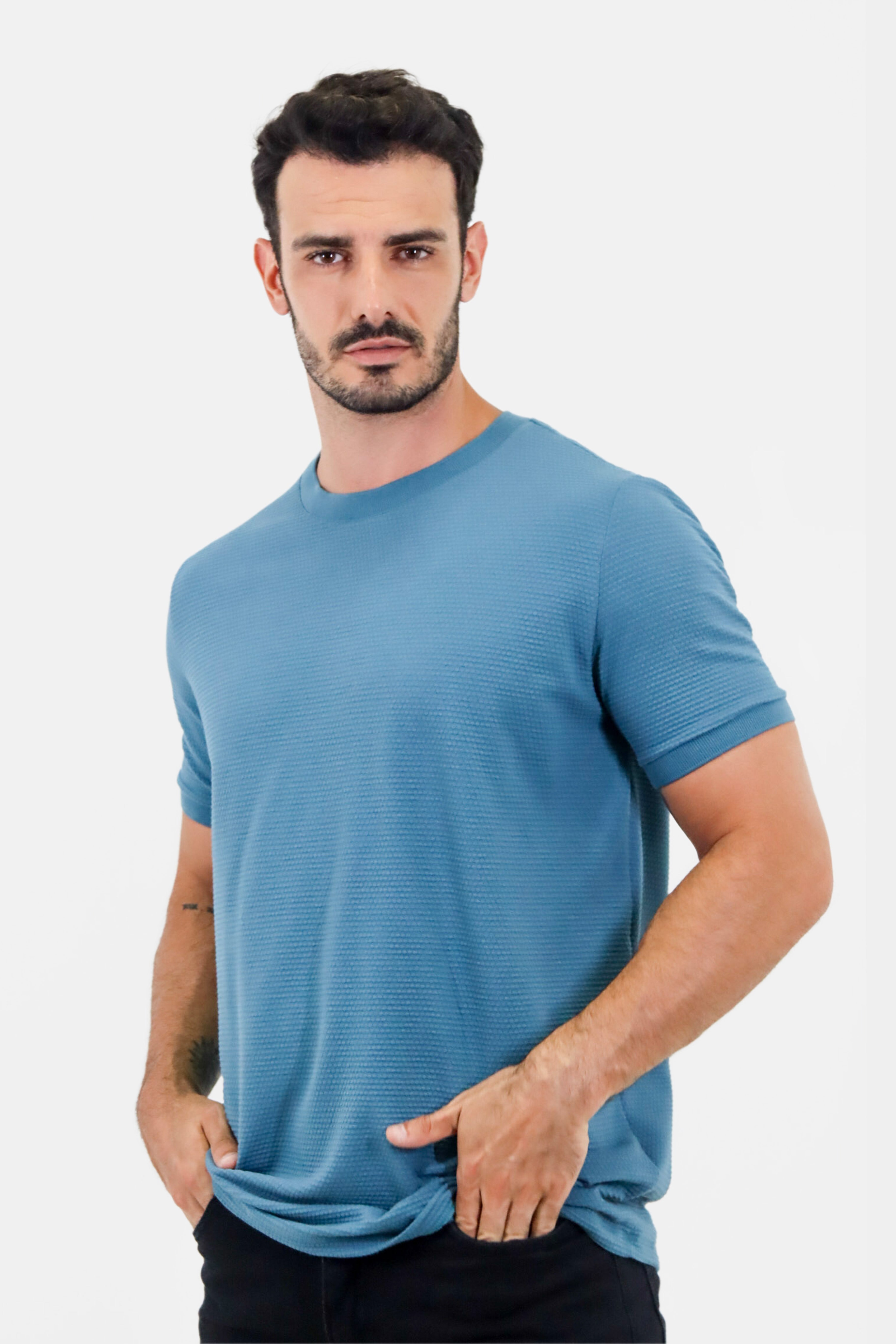 CAMISETA ESTRUTURADA TEXTURA