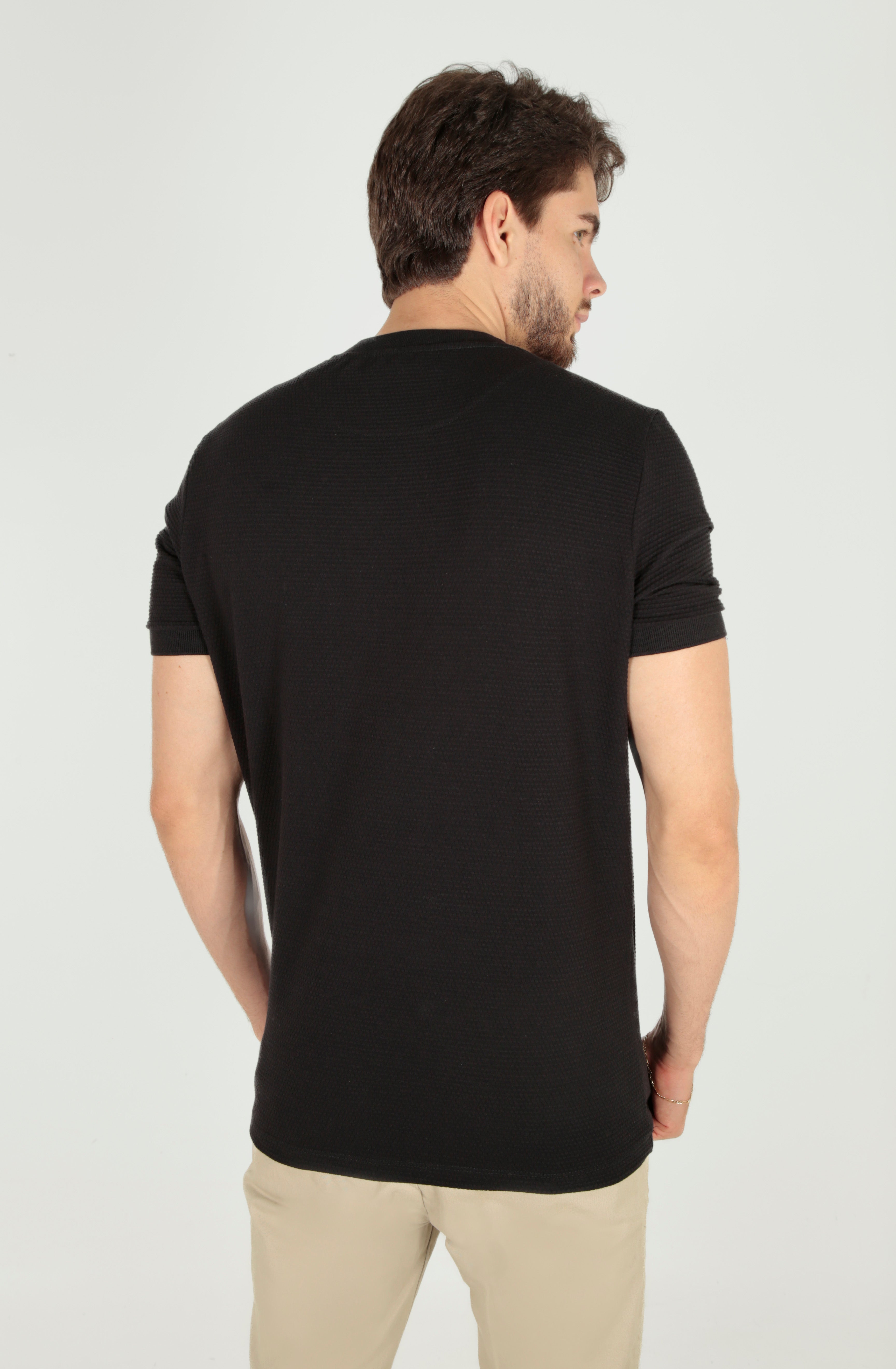 CAMISETA ESTRUTURADA TEXTURA