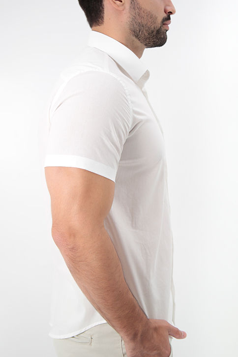 CAMISA MANGA CURTA SLIM FIT BÁSICA