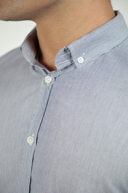 CAMISA MANGA LONGA SLIM FIT BUTTON DOWN LISTRAS