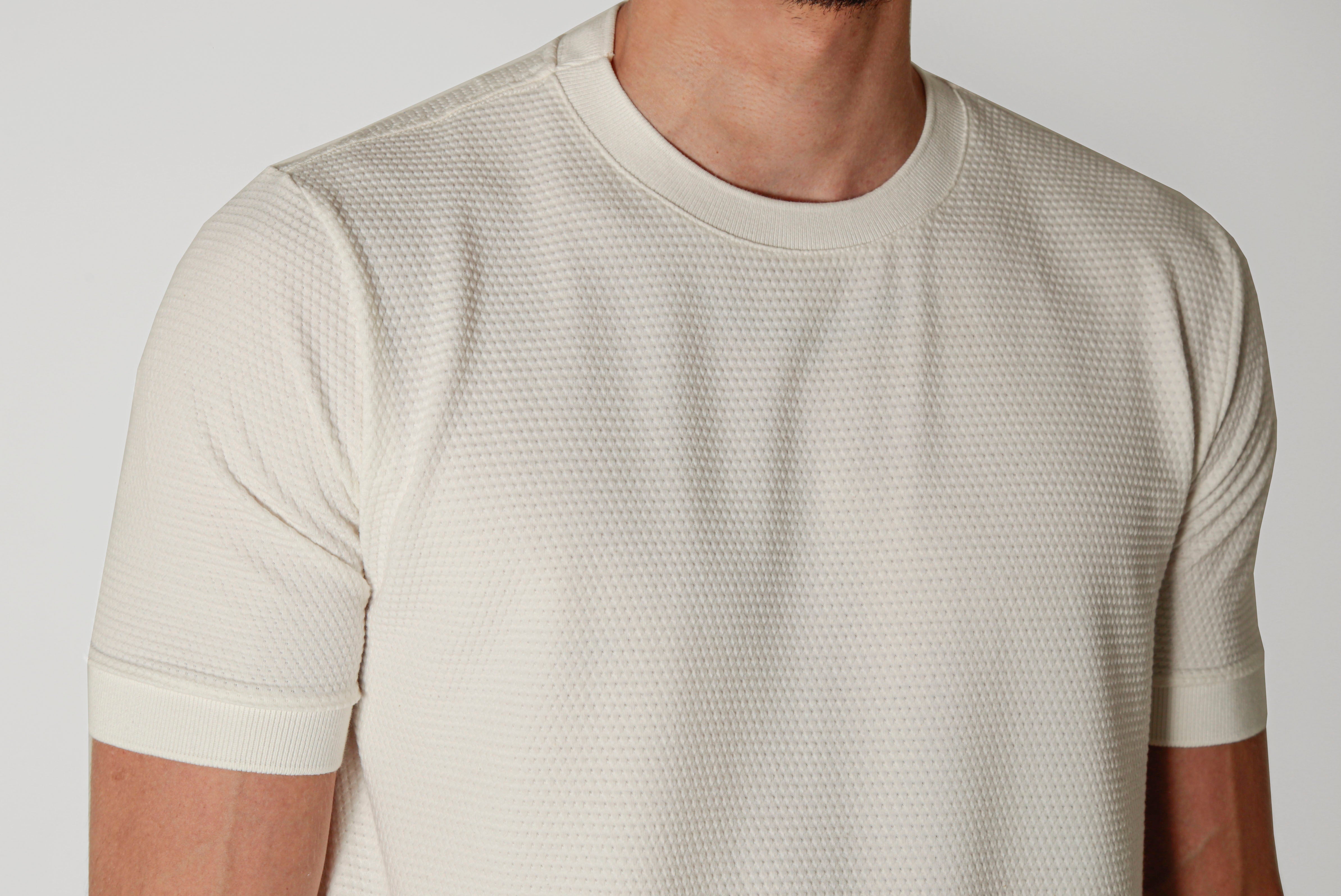 CAMISETA ESTRUTURADA TEXTURA