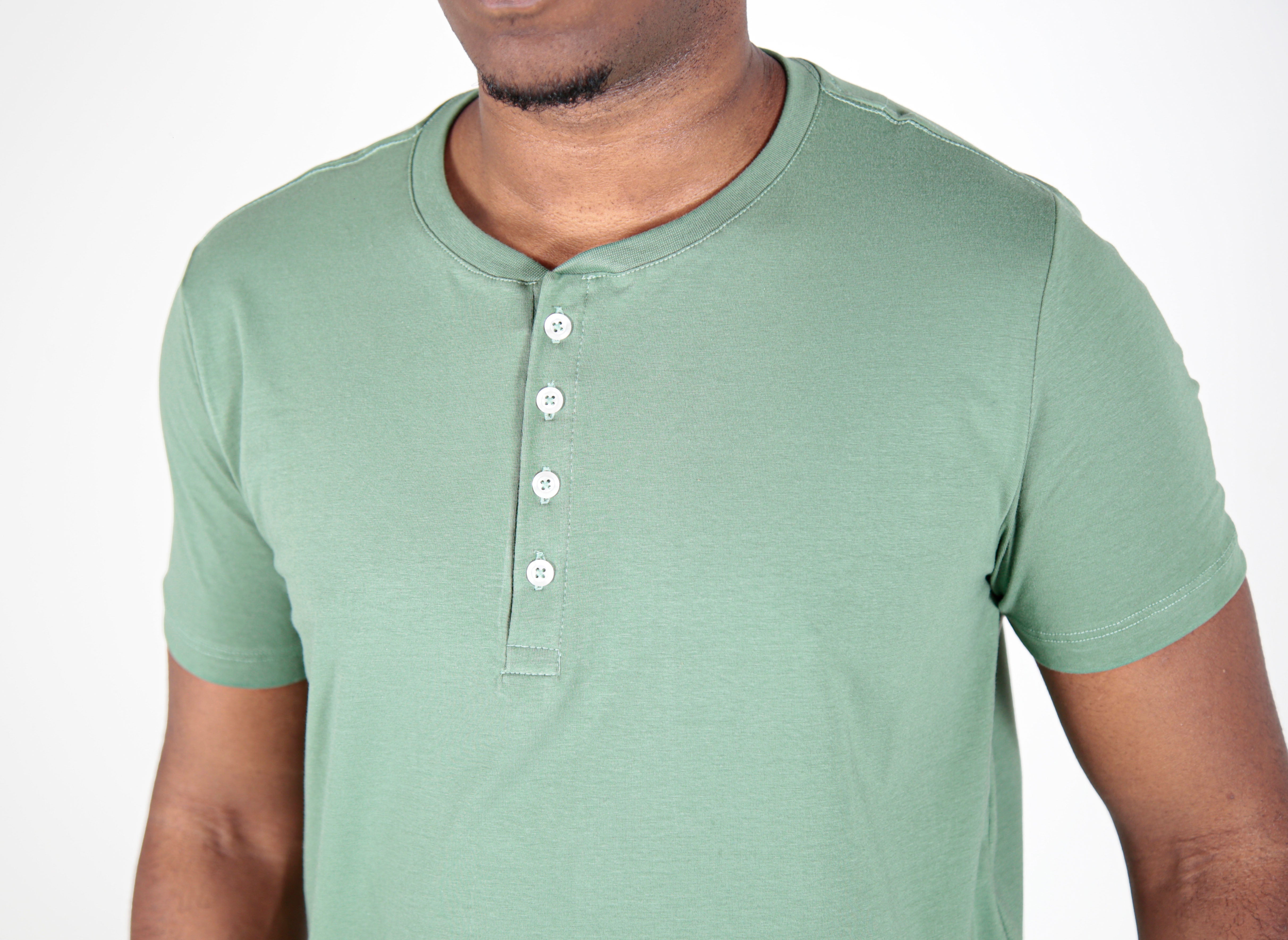 CAMISETA HENLEY EGÍPCIO GOLA PADRE